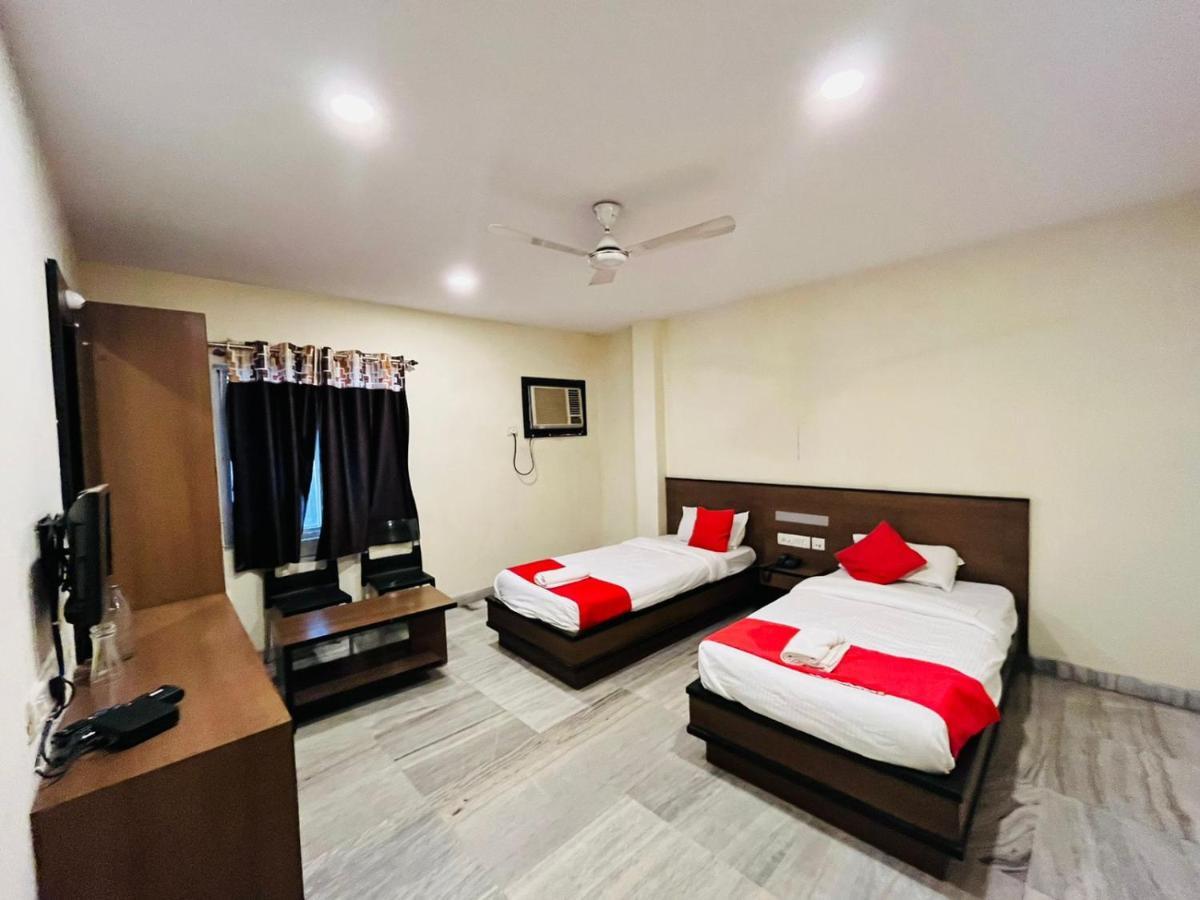 Hotel Chandra Джамшедпур Екстериор снимка