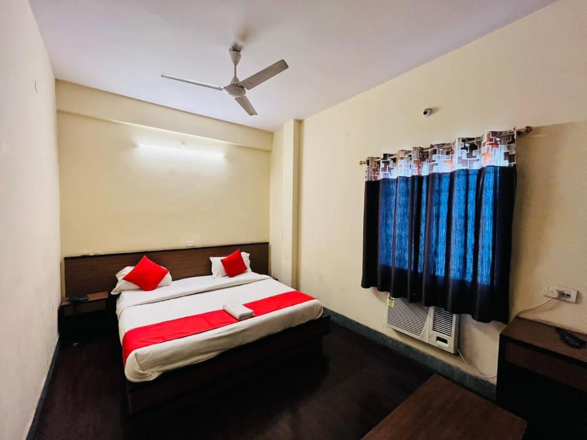 Hotel Chandra Джамшедпур Екстериор снимка